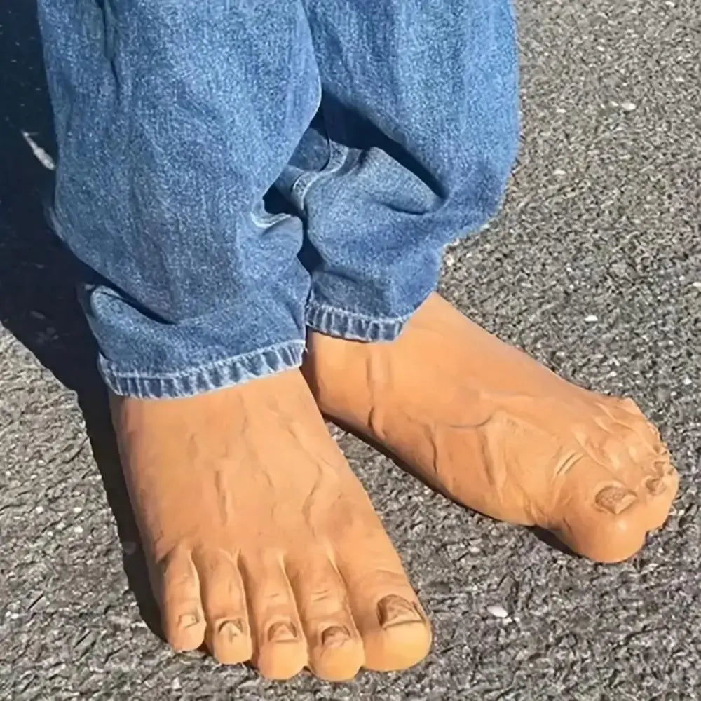 Funny Oversized Barefoot Slippers with Sculpted Toes and Skin Tone Design [YQT:BZ-261012-001:5d37ae14f14c708d]