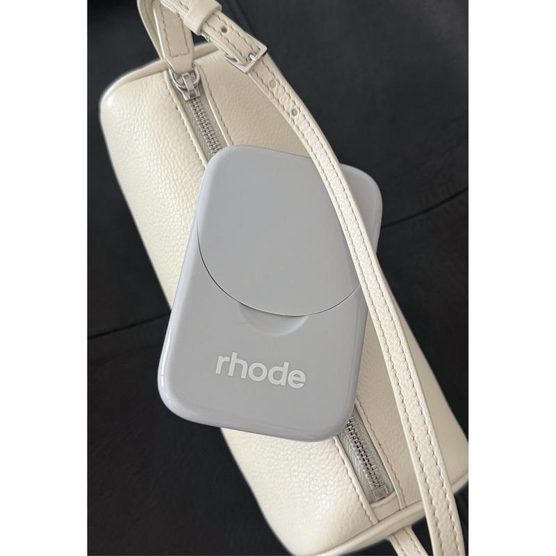Compact Mirrored Pocket Case for Pimple Patches, Cards and Small Essentials [YQT:BZT-261014-003:6dcc739332847a00]